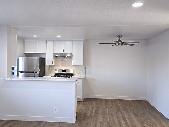 2nd image of 3910 E 11th St APT 2