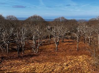 834 State Rd, Aquinnah, MA 02535
