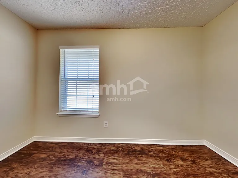 1288 W Summit Oaks Dr — Photo 17