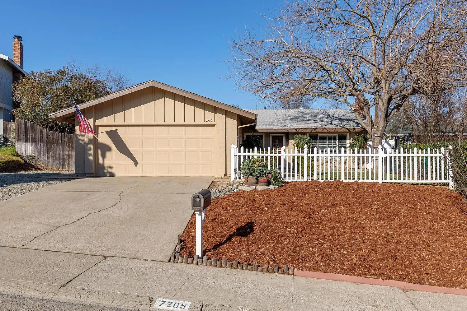 7209 Springleaf Ct photo 1