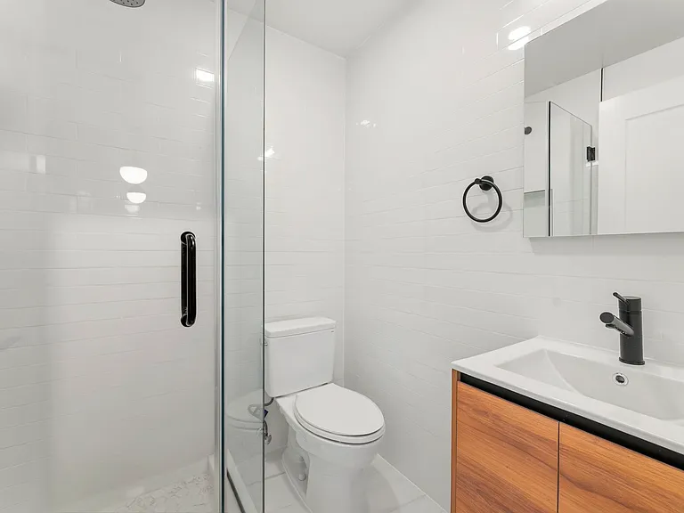 821A Quincy St #2 — Photo 7