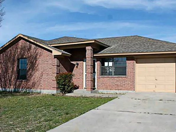 803 S Wickham St, Alvord, TX 76225