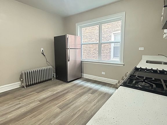 4th image of 8707 S Manistee Ave #1F
