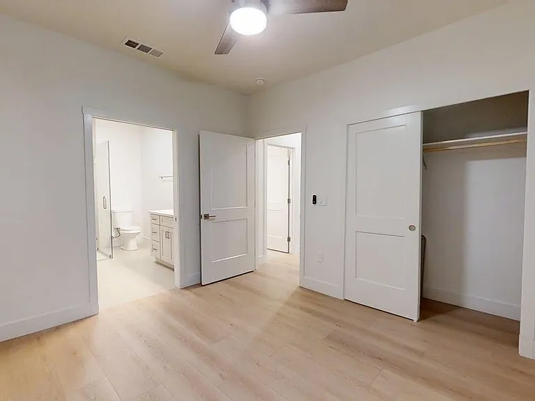 8404 Ascolano Ave — Photo 31
