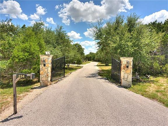 2nd image of 234 Quarterhorse Dr