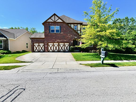 4th image of 4315 Parliament Way