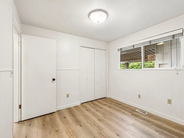 8615 236th St SW — Photo 25