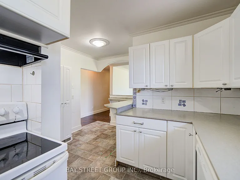 1421 Old Green Ln — Photo 20