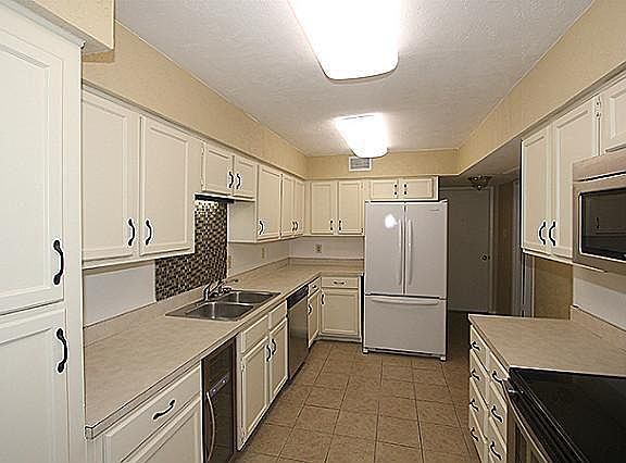 2nd image of 1636 Choteau Cir