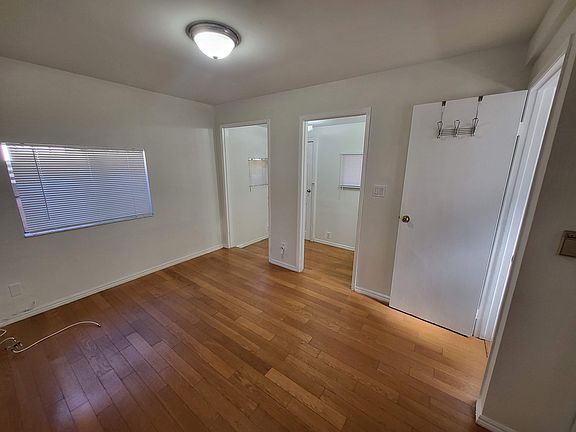 3rd image of 346 S Avenue 19 Unit 1/2