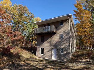 5782 Club Rd, Indian River, MI 49749