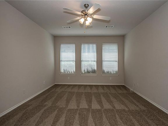 5th image of 5036 Royal Burgess Dr