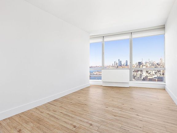 5th image of 41 River Ter APT 3507
