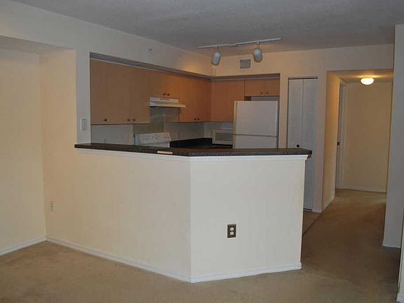 4th image of 4180 San Marino Blvd APT 207