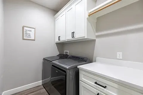 126 Bell St — Photo 17