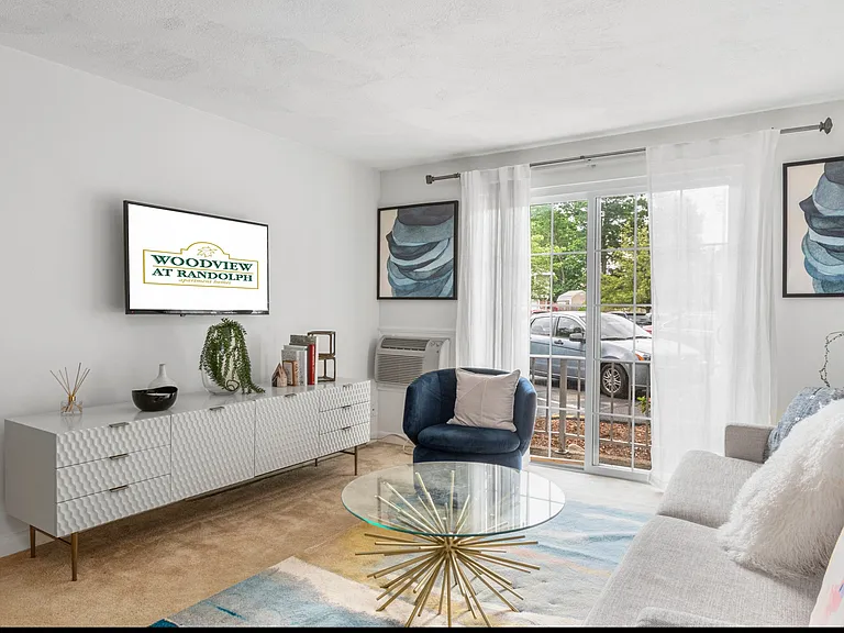 33 Highland Glen Dr #106 — Photo 3