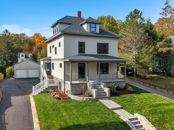 16 Oak St, Wellesley, MA 02482