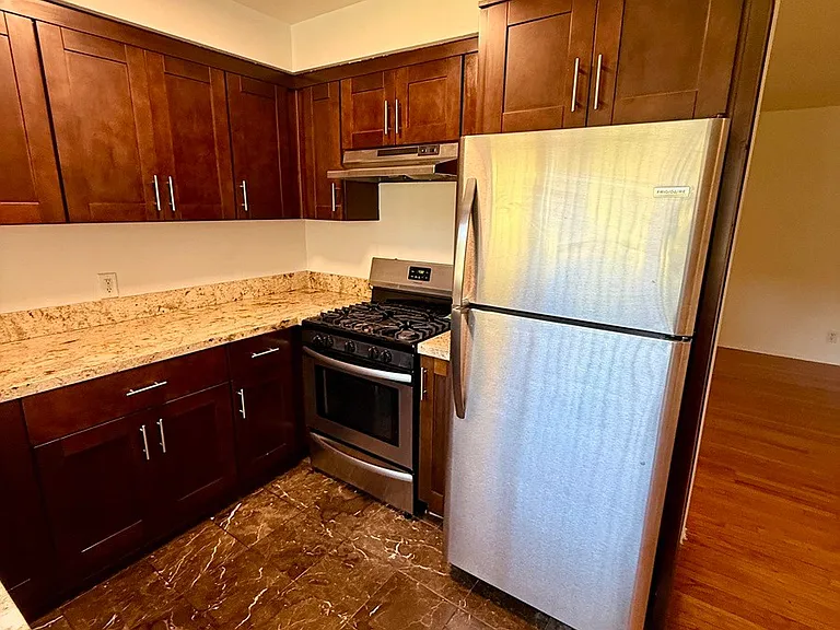 6211 Fountain Ave #6 — Photo 7