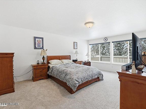 3rd image of 130 Green Valley St