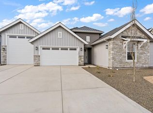 1443 N Diadora Ave, Eagle, ID 83616