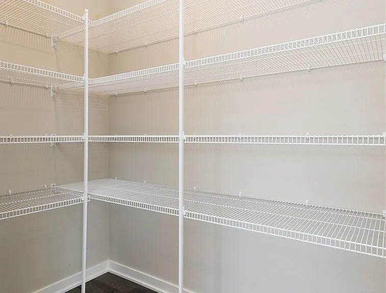 515 Elizabeth Ln NW — Photo 25