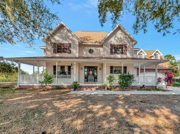 2500 Bern Creek Loop, Sarasota, FL 34240