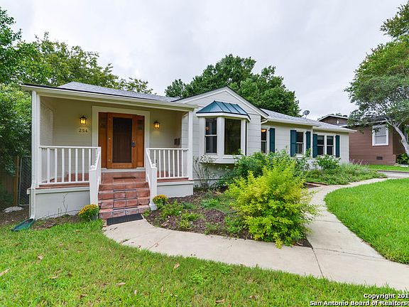 2nd image of 254 Retama Pl