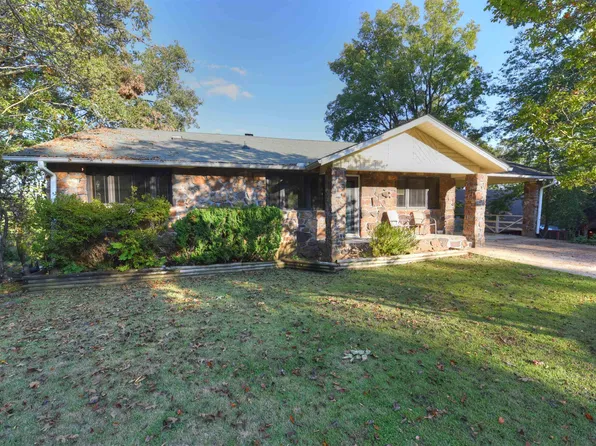 131 Overlook Dr, Fairfield Bay, AR 72088