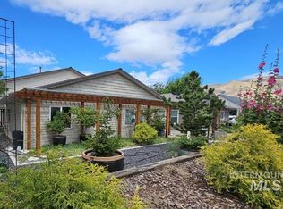 412 10th St, Clarkston, WA 99403