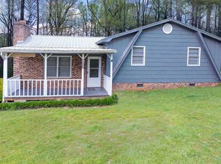 1009 Campbell Dr, Rockingham, NC 28379