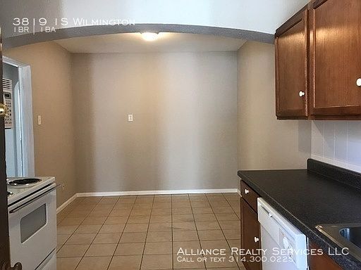 2nd image of 3819 Wilmington Ave APT 1S