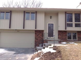 6218 N 114th St, Omaha, NE 68164
