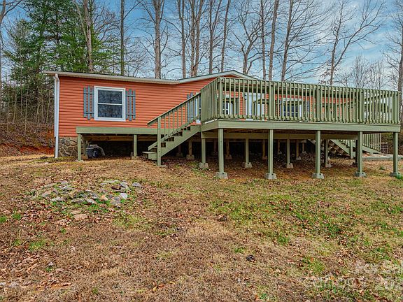 5th image of 3169 Bear Trail Dr