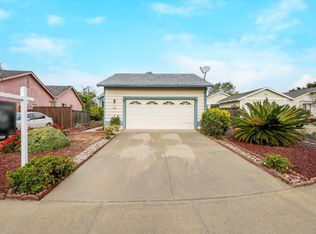 325 Brighton St, Hercules, CA 94547