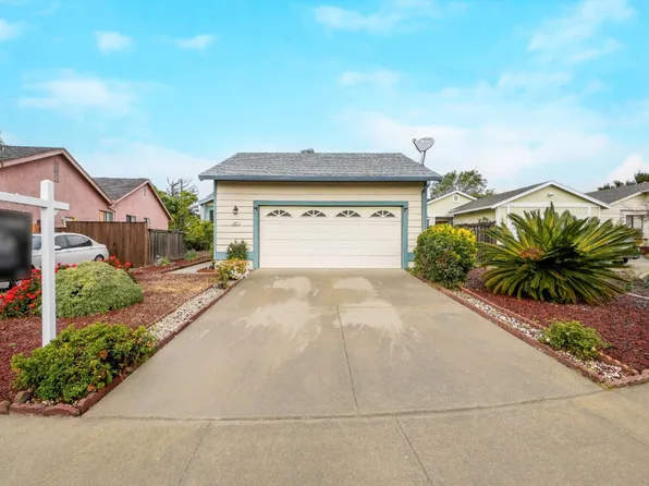 325 Brighton St, Hercules, CA 94547