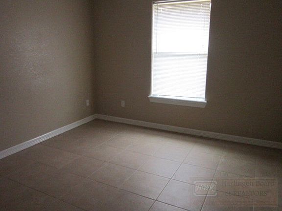 5th image of 1817 Treasure Oaks Dr
