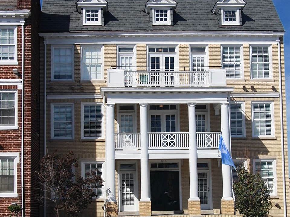 1st image of 808 N Boulevard APT 4