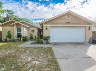 1724 Spinningwheel Dr, Lutz, FL 33559