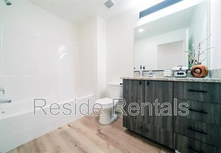 254 N Spring Creek Pkwy #4 — Photo 19