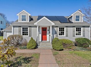 25 Riley Ave, Weymouth, MA 02189