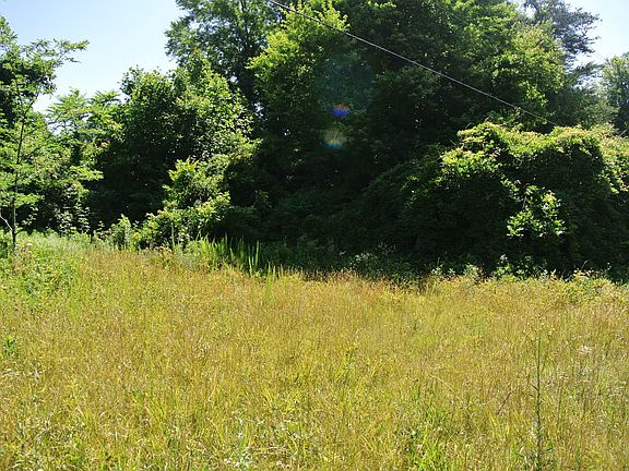 2nd image of 4275 Statesville Rd