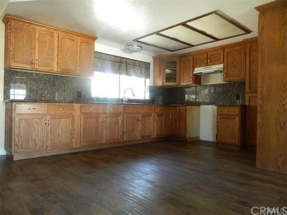 5th image of 3520 Sierra Ave