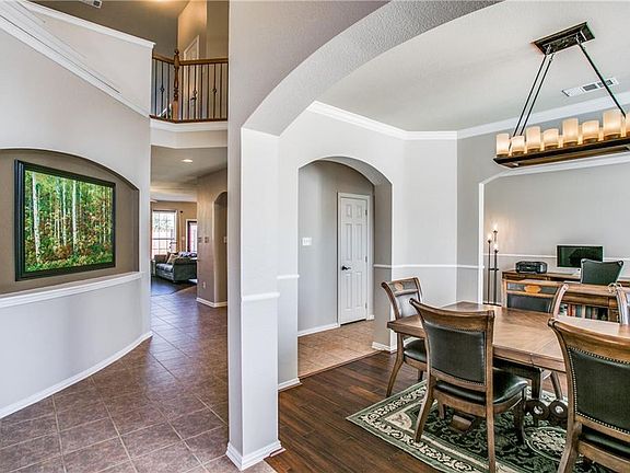 4th image of 1200 Patch Grove Dr