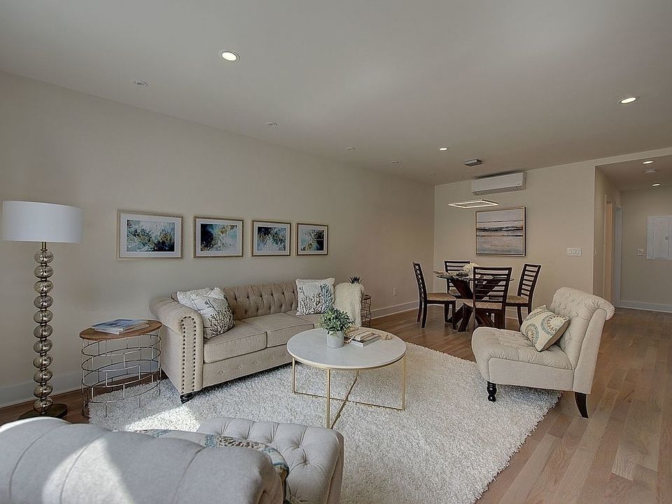 1st image of 20-10 36th St #1