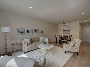 20-10 36th St #1, Astoria, NY 11105