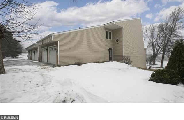 1st image of 3278 Camelot Dr