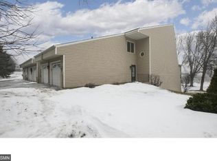 3278 Camelot Dr, Woodbury, MN 55125