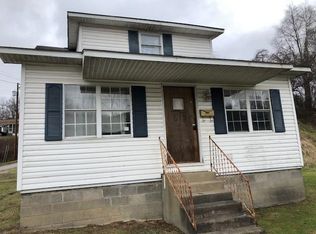 612 Rogers Ave, Raceland, KY 41169