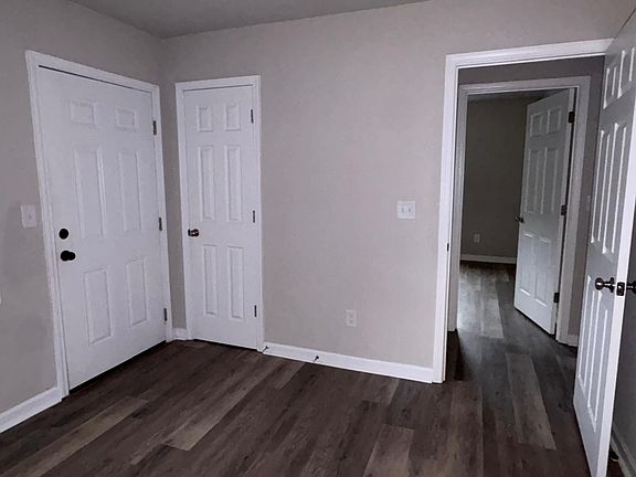 5th image of 1425 Walls Ln