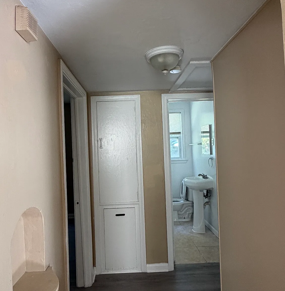 3 bed, 980 sqft, $1,450 — Photo 4
